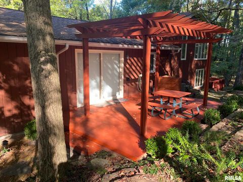 Tiny photo for 567 UNION GROVE Road, Carbondale, IL 62901 (MLS # EB460605)