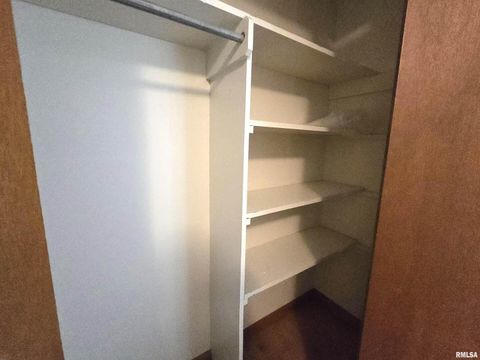 Tiny photo for 567 UNION GROVE Road, Carbondale, IL 62901 (MLS # EB460605)