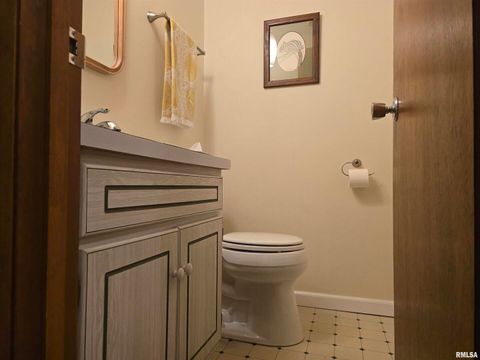 Tiny photo for 567 UNION GROVE Road, Carbondale, IL 62901 (MLS # EB460605)