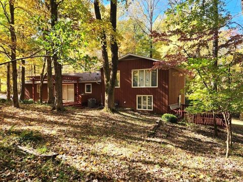 Tiny photo for 567 UNION GROVE Road, Carbondale, IL 62901 (MLS # EB460605)