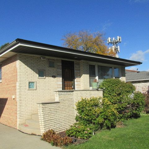 Photo of 7904 Melvina Avenue, Burbank, IL 60459 (MLS # 12503733)