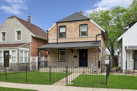 Photo of 8848 S Wabash Avenue, Chicago, IL 60619 (MLS # 12637434)