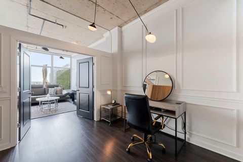 Tiny photo for 50 E 16th Street #1405, Chicago, IL 60616 (MLS # 12453715)