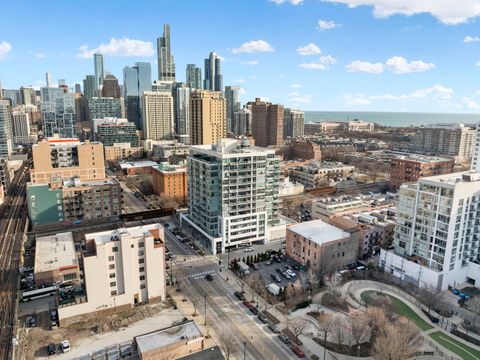 Tiny photo for 50 E 16th Street #1405, Chicago, IL 60616 (MLS # 12453715)