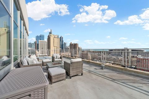 Tiny photo for 50 E 16th Street #1405, Chicago, IL 60616 (MLS # 12453715)