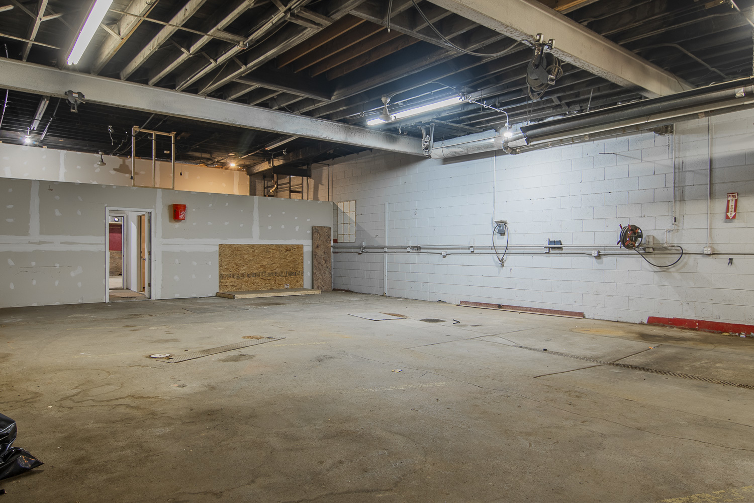 3727 N Western Avenue