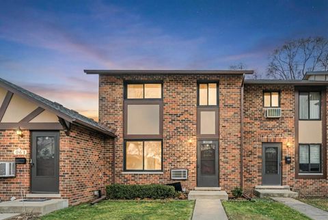 18W063 14th Street Villa Park IL 60181