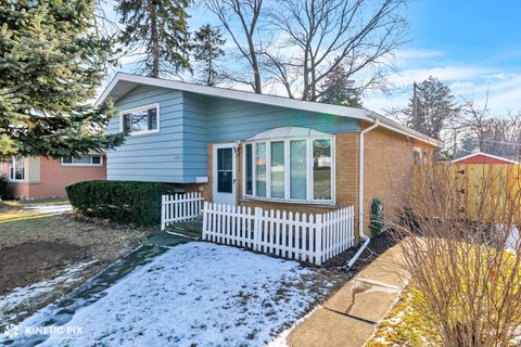 Tiny photo for 11011 W Roosevelt Road, Westchester, IL 60154 (MLS # 12604362)