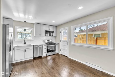 Tiny photo for 11011 W Roosevelt Road, Westchester, IL 60154 (MLS # 12604362)