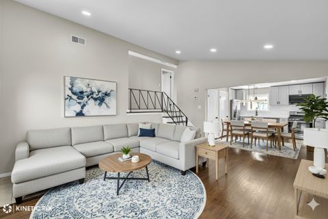 Tiny photo for 11011 W Roosevelt Road, Westchester, IL 60154 (MLS # 12604362)