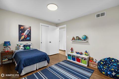 Tiny photo for 11011 W Roosevelt Road, Westchester, IL 60154 (MLS # 12604362)