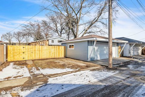Tiny photo for 11011 W Roosevelt Road, Westchester, IL 60154 (MLS # 12604362)
