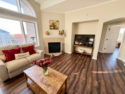 Tiny photo for 11131 Waters Edge Drive #4B, Orland Park, IL 60467 (MLS # 12795552)