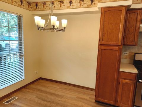 Tiny photo for 1935 APPALOOSA Drive, Naperville, IL 60565 (MLS # 12187294)