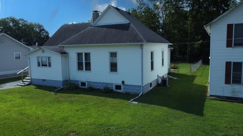 Tiny photo for 206 W Frederick Street, Milford, IL 60953 (MLS # 12434802)