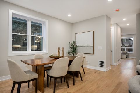 Tiny photo for 2225 W Carmen Avenue, Chicago, IL 60625 (MLS # 12585510)