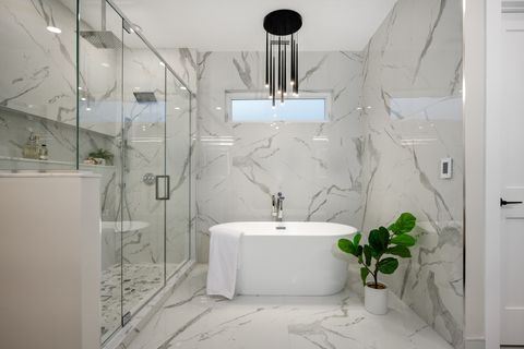 Tiny photo for 2225 W Carmen Avenue, Chicago, IL 60625 (MLS # 12585510)