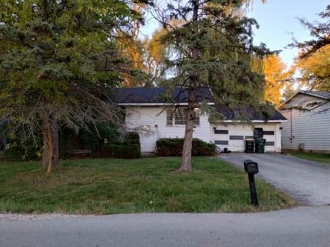 Tiny photo for 327 Lakewood Drive, Antioch, IL 60002 (MLS # 12513509)