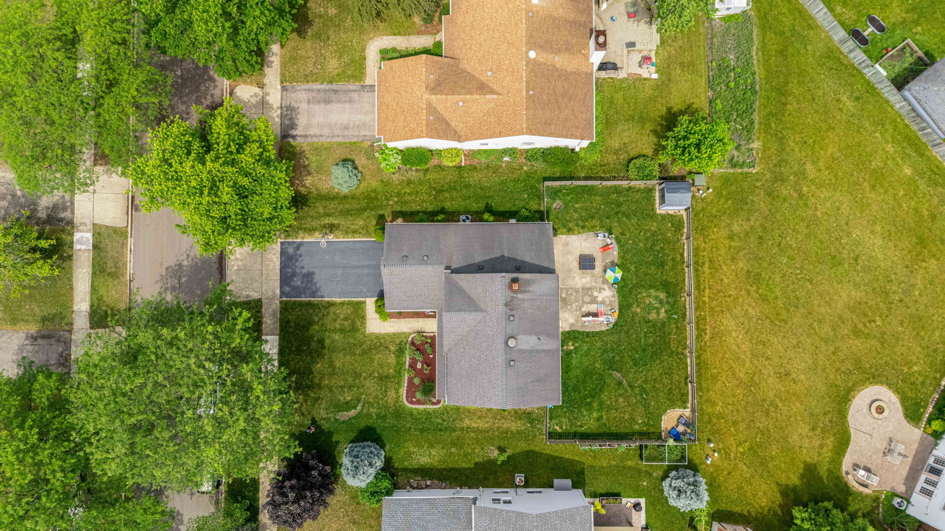 431 NEWPORT Drive
