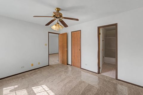 Tiny photo for 1203 WYNDHAM Court #105, Palatine, IL 60074 (MLS # 12597018)