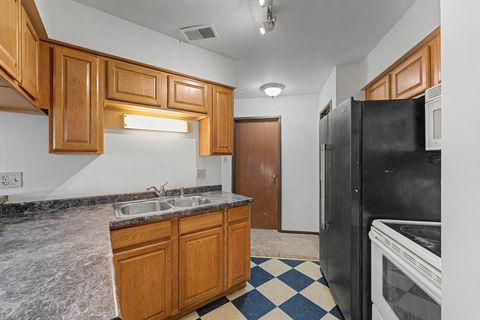 Tiny photo for 1203 WYNDHAM Court #105, Palatine, IL 60074 (MLS # 12597018)