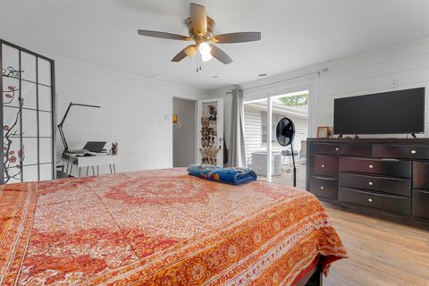 Tiny photo for 635 S SPRINGINSGUTH Road, Schaumburg, IL 60193 (MLS # 12643153)