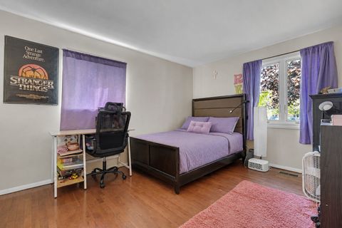 Tiny photo for 635 S SPRINGINSGUTH Road, Schaumburg, IL 60193 (MLS # 12643153)