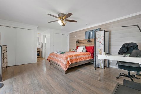 Tiny photo for 635 S SPRINGINSGUTH Road, Schaumburg, IL 60193 (MLS # 12643153)