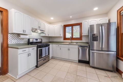 Tiny photo for 367 N Lake Street, Grayslake, IL 60030 (MLS # 12586003)