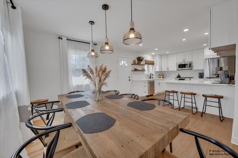 Tiny photo for 113 S Wedgewood Drive, Barrington, IL 60010 (MLS # 12594126)