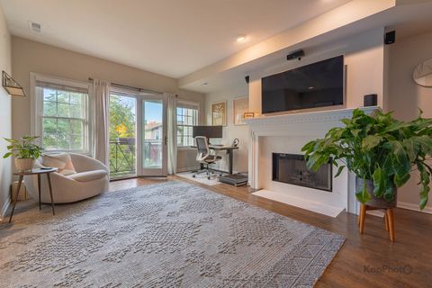 Tiny photo for 1244 W Ohio Street #2W, Chicago, IL 60642 (MLS # 12482131)