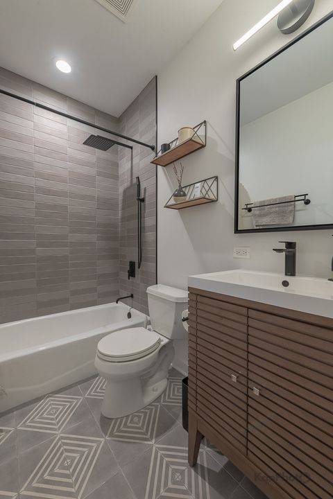 Tiny photo for 1244 W Ohio Street #2W, Chicago, IL 60642 (MLS # 12482131)