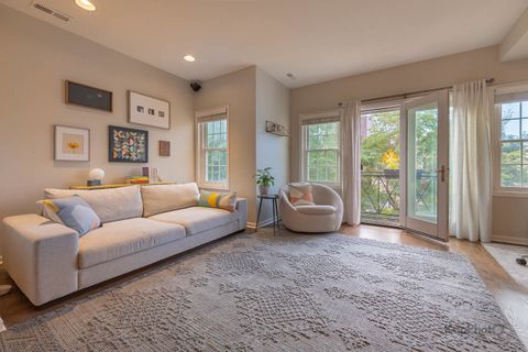 Tiny photo for 1244 W Ohio Street #2W, Chicago, IL 60642 (MLS # 12482131)