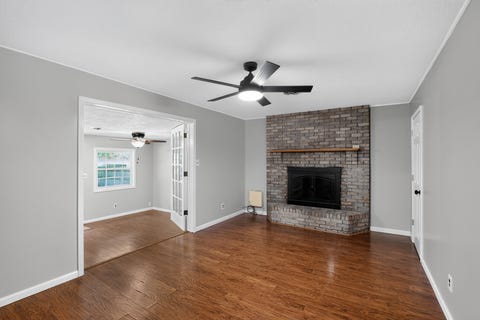 Tiny photo for 1004 E Illinois Street, Marion, IL 62959 (MLS # 12689073)