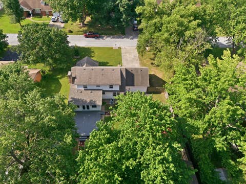 Tiny photo for 1004 E Illinois Street, Marion, IL 62959 (MLS # 12689073)