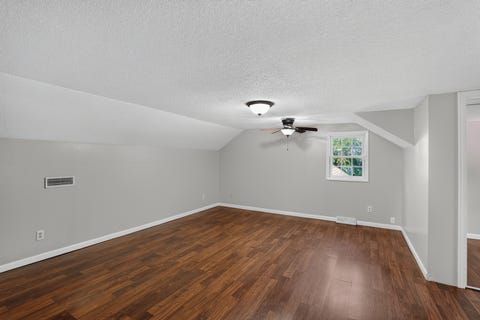 Tiny photo for 1004 E Illinois Street, Marion, IL 62959 (MLS # 12689073)