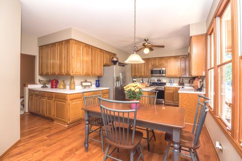 Tiny photo for 1582 Dogwood Drive, Crystal Lake, IL 60014 (MLS # 12483074)