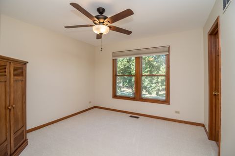Tiny photo for 1582 Dogwood Drive, Crystal Lake, IL 60014 (MLS # 12483074)