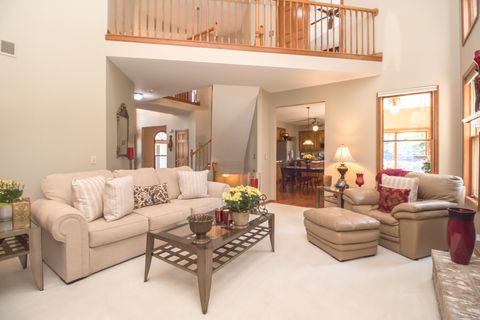 Tiny photo for 1582 Dogwood Drive, Crystal Lake, IL 60014 (MLS # 12483074)