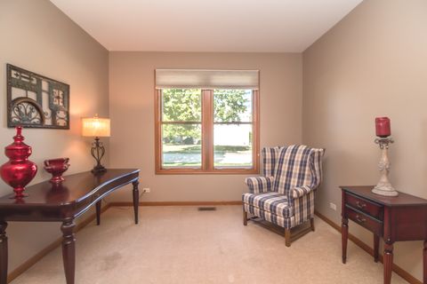 Tiny photo for 1582 Dogwood Drive, Crystal Lake, IL 60014 (MLS # 12483074)