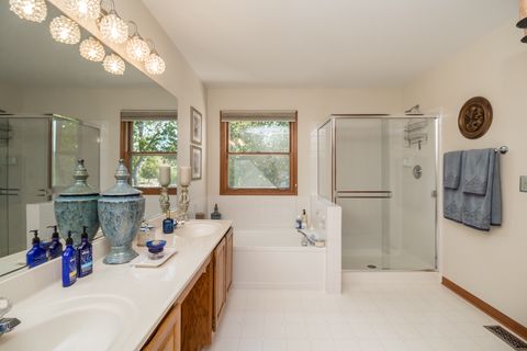 Tiny photo for 1582 Dogwood Drive, Crystal Lake, IL 60014 (MLS # 12483074)