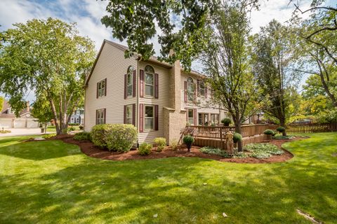 Tiny photo for 1582 Dogwood Drive, Crystal Lake, IL 60014 (MLS # 12483074)