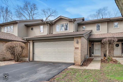 Photo of 16616 Grants Trail, Orland Park, IL 60467 (MLS # 12617808)