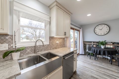 Tiny photo for 16612 Meadow Court, Tinley Park, IL 60477 (MLS # 12635058)