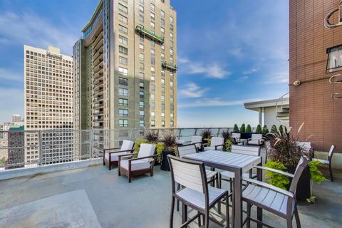 Tiny photo for 1000 N Lake Shore Drive #2009, Chicago, IL 60611 (MLS # 12566403)