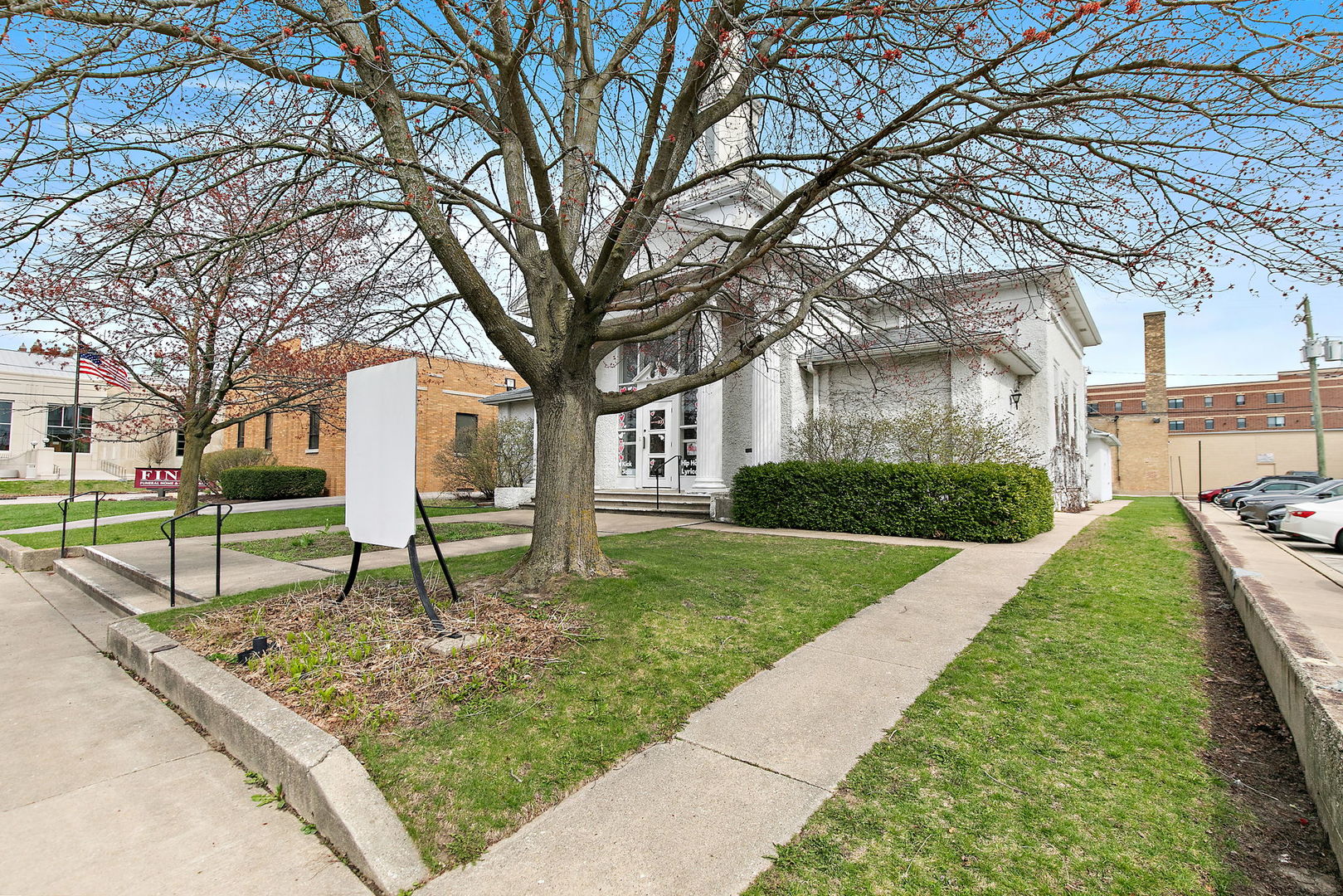 220 N 3rd Street