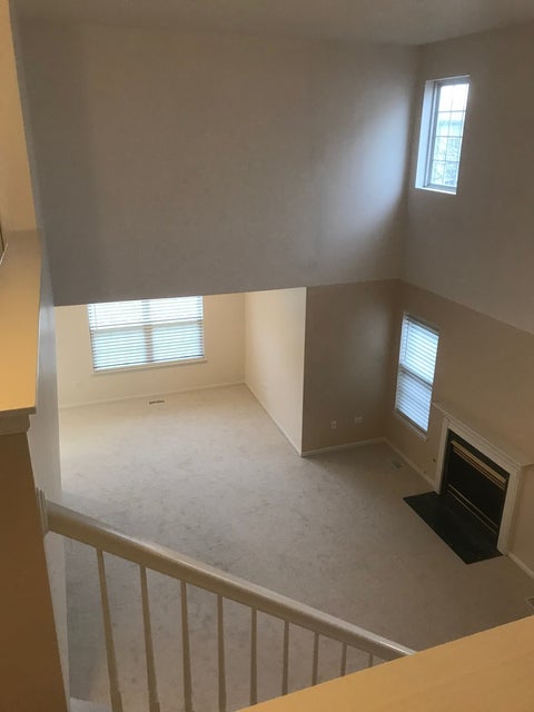 Tiny photo for 2320 College Green Drive, Elgin, IL 60123 (MLS # 12729868)