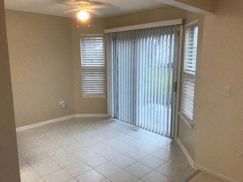 Tiny photo for 2320 College Green Drive, Elgin, IL 60123 (MLS # 12729868)