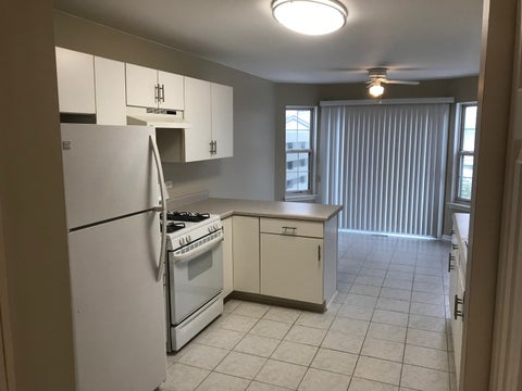 Tiny photo for 2320 College Green Drive, Elgin, IL 60123 (MLS # 12729868)