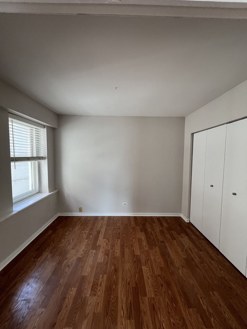 40 E 9th Street 815